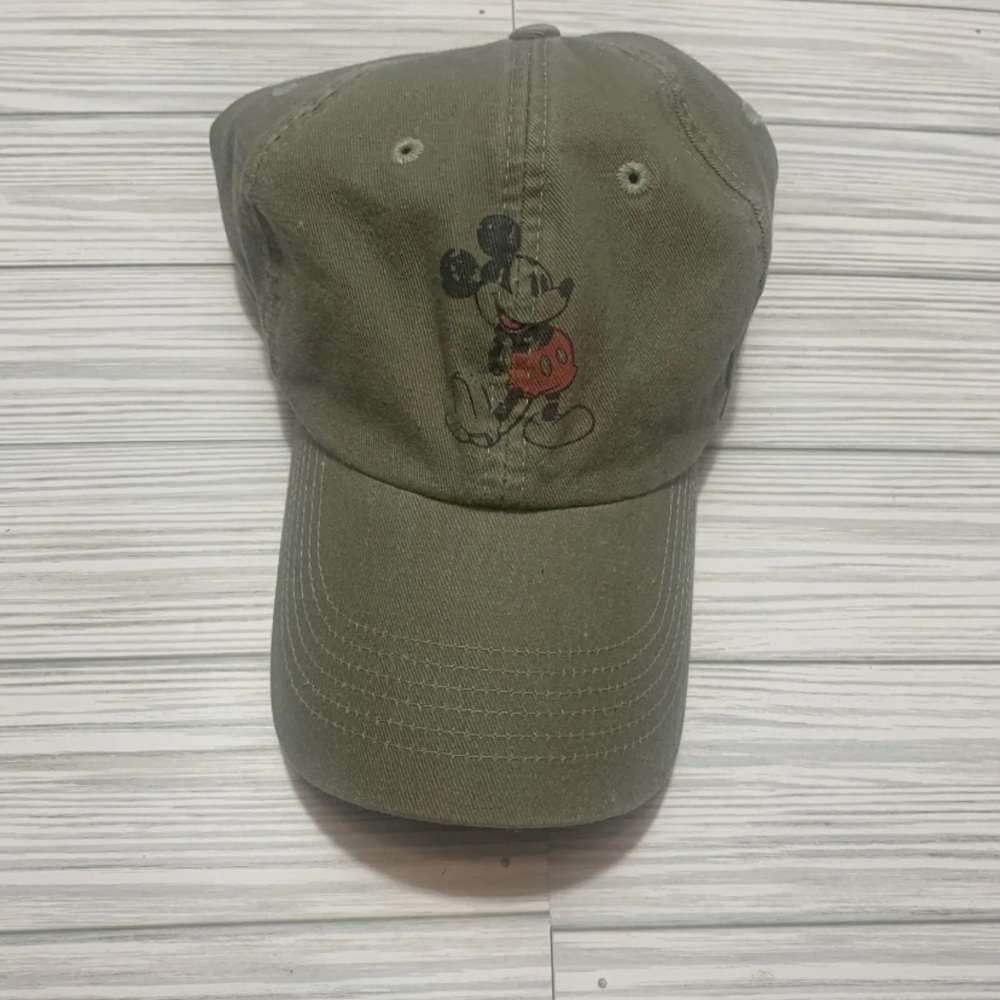 Disneyland resort Mickey Mouse baseball cap